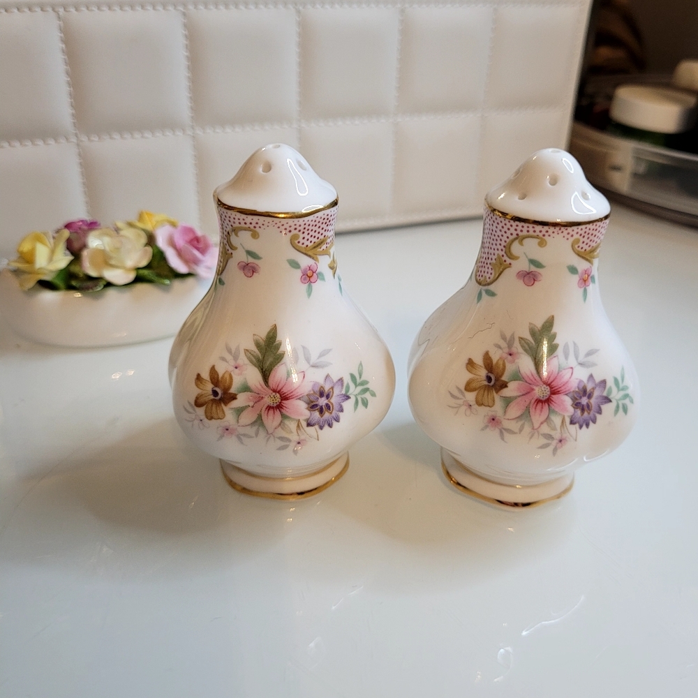 Royal Albert Serenity Salt & Pepper